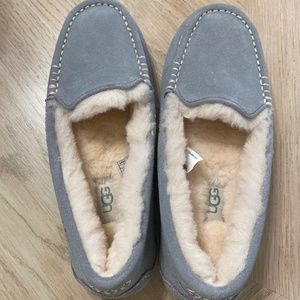 Ugg Ansley slippers